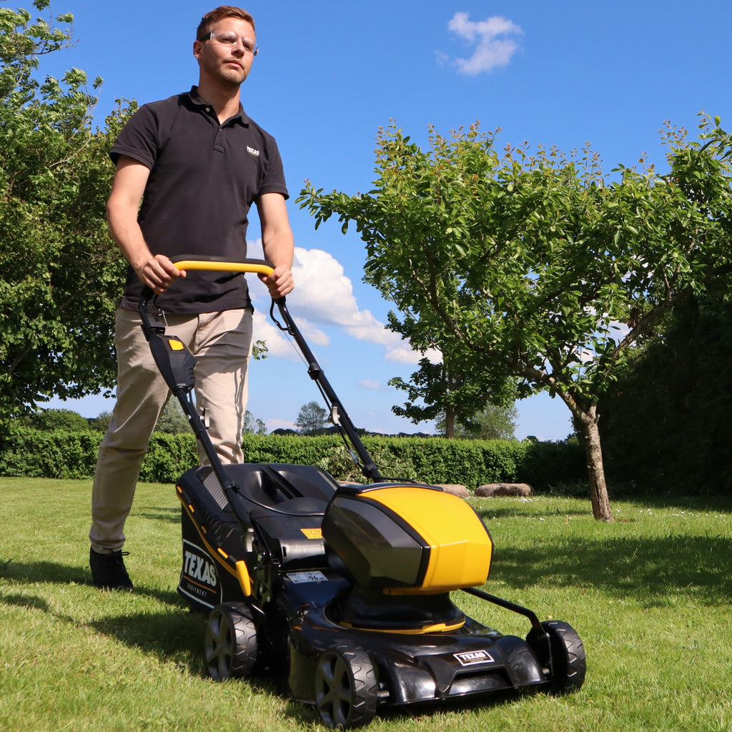 TAGLIAERBA A BATTERIA 40V TEXAS RAZOR 4200Li